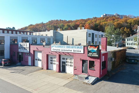 318 Shrewsbury St, Worcester, MA 01604